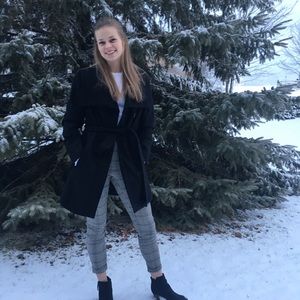 Meet your Posher, Nicole